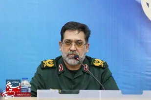 معلمان افسران خط مقدم نبرد شناختی و فرهنگی دشمن هستند