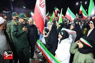 اجتماع انقلابی دختران همدان