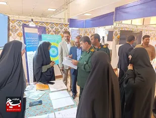 آغاز به کار نمایشگاه تدوین و تبیین نقش فرمانده معظم کل قوا در تحول و اعتلای بسیج