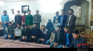 دیدار بسیجیان روستای حسام آباد با خانواده شهید &laquo;قربانی&raquo;