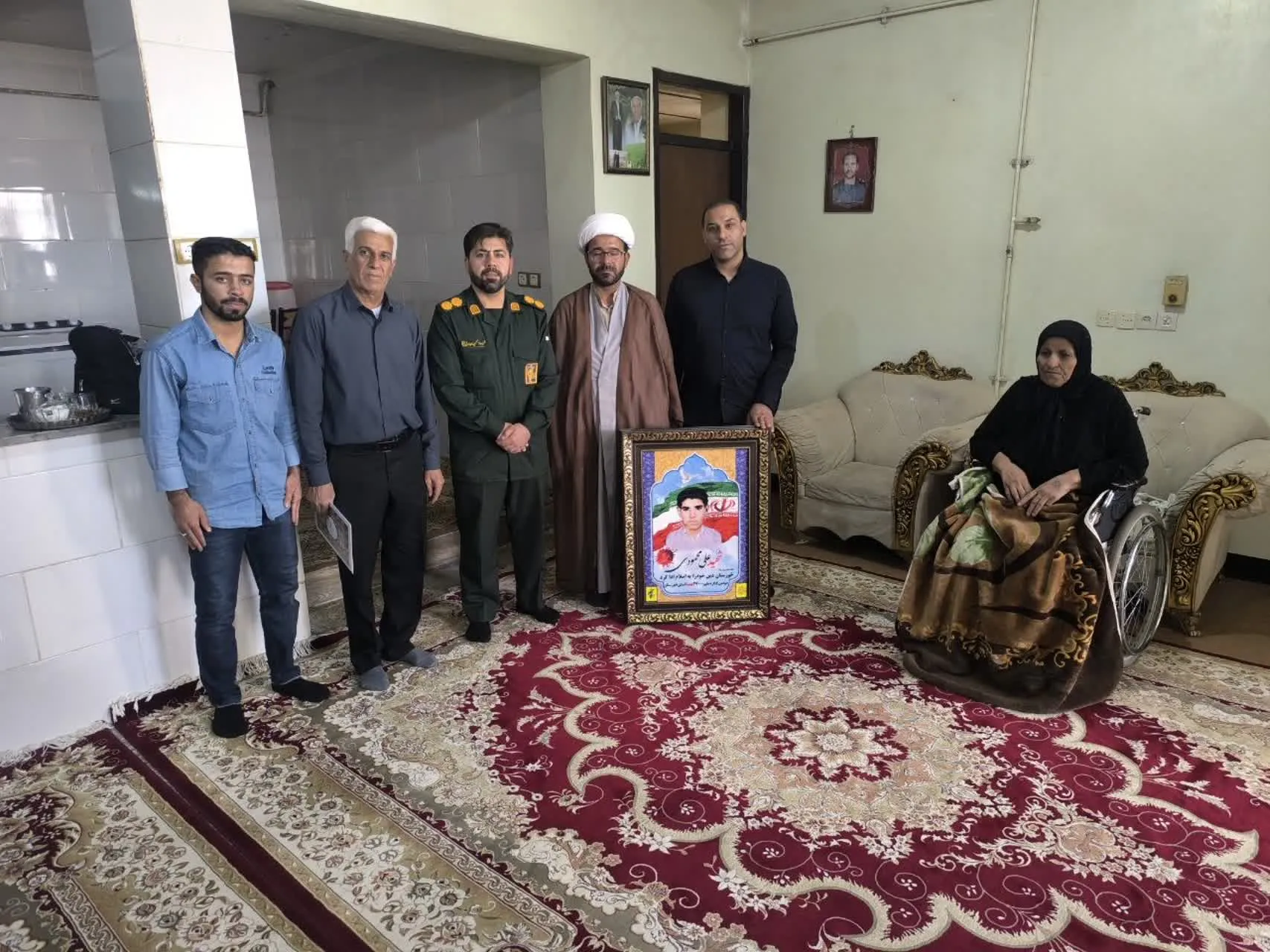 دیدار با خانواده شهید
