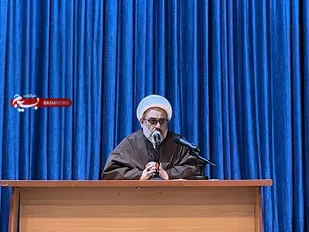 وحدت مردم رکن اساسی نظام اسلامی است / انقلاب اسلامی پشتوانه مردمی دارد
