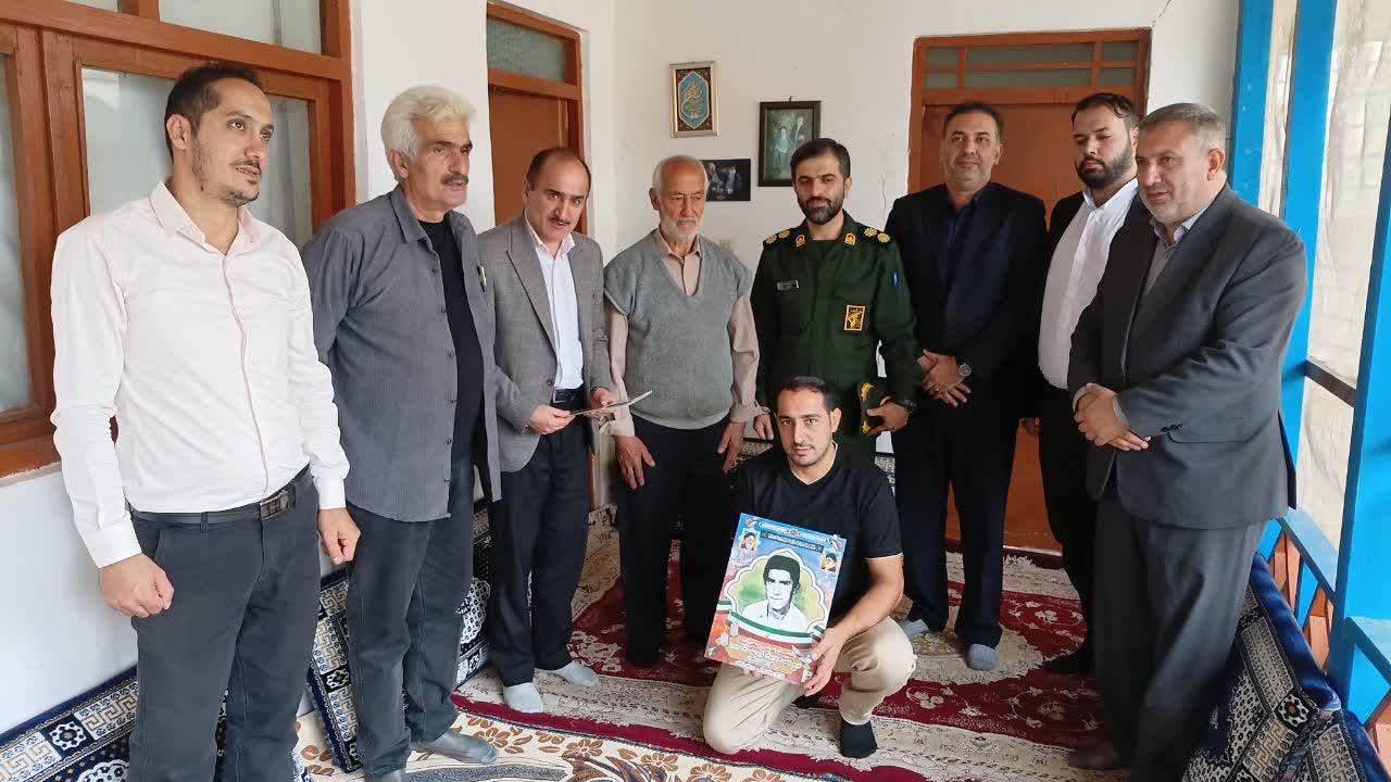 تجدید میثاق با آرمان‌های شهدا و تکریم خانواده شهید «موسی صحراپیما »در شفت