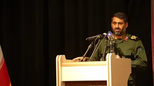 وقتی ۱۶۰۰ موشک حریف اراده لرستان نشد/ دستبوس غیرت مردم لرستان هستیم