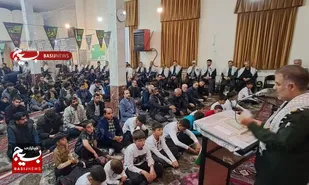 خون شهدا از صدر اسلام تاکنون مسیر اسلام را بیمه کرده است