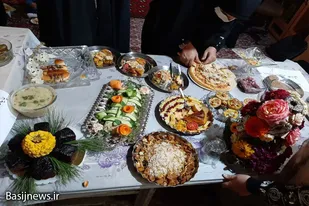 برگزاری جشنواره غذایی به همت حوزه کوثر فامنین