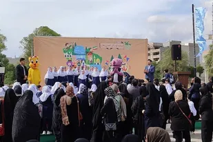 پرواز بادبادک&zwnj;ها در آسمان سرعین