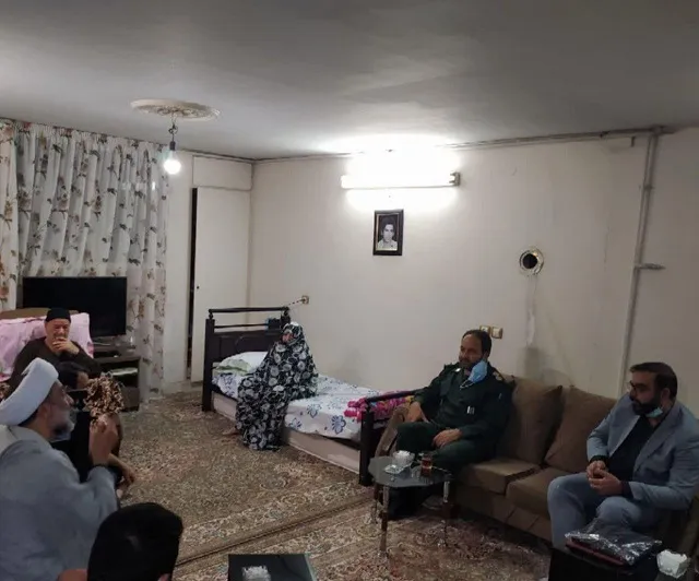 دیدار فرمانده سپاه ری با خانواده شهیدان حمید و حجت ابراهیمی