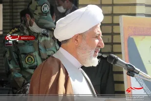 نظامیان قلعه های مستحکم امنیت آفرین برای مردم هستند
