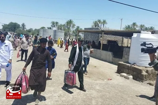 توزیع دومین محموله کمک به سیل‌زدگان سیستان و بلوچستان