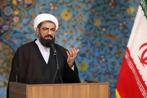عمق بخشی به اعتقادات جامعه نیازمند حضور بیشتر متفکران دینی است/ بانوان مسلمان ایرانی موثرترین افراد در مقابل تمدن غرب هستند