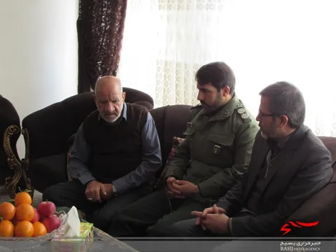 بازنشستگان سفیران انقلاب اسلامی  هستند/  لزوم بهره گیری  از تجارب پیشکسوتان در راستای  اهداف انقلاب اسلامی
