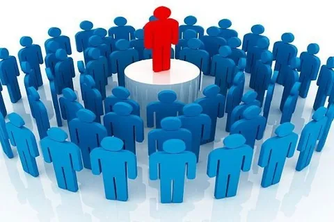 بسیج ذخیره راهبردی انقلاب اسلامی/نخبگان با هم اندیشی عملی به مردم را یاری دهند