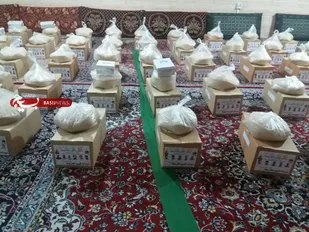 تهیه و توزیع ۷۰ بسته معیشتی در محلات فدک و ذوالفقار شاهرود+ تصاویر