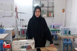 داستان بانوی کم بینای نهاوندی که با تلاش خود امروز یک کارآفرین موفق است