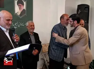 دیدار مداحان اهل بیت (ع) با امام جمعه مشهد
