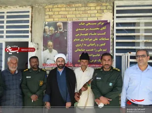 تجلیل از بسیجی کهنوجی برتر مسابقات تیراندازی عشایر کشور
