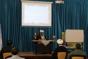 نشست تفسیر هفتگی صادقین سپاه شاهرود