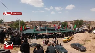 اشک دلدادگان حسینی در اجتماع باشکوه اربعین جاری شد