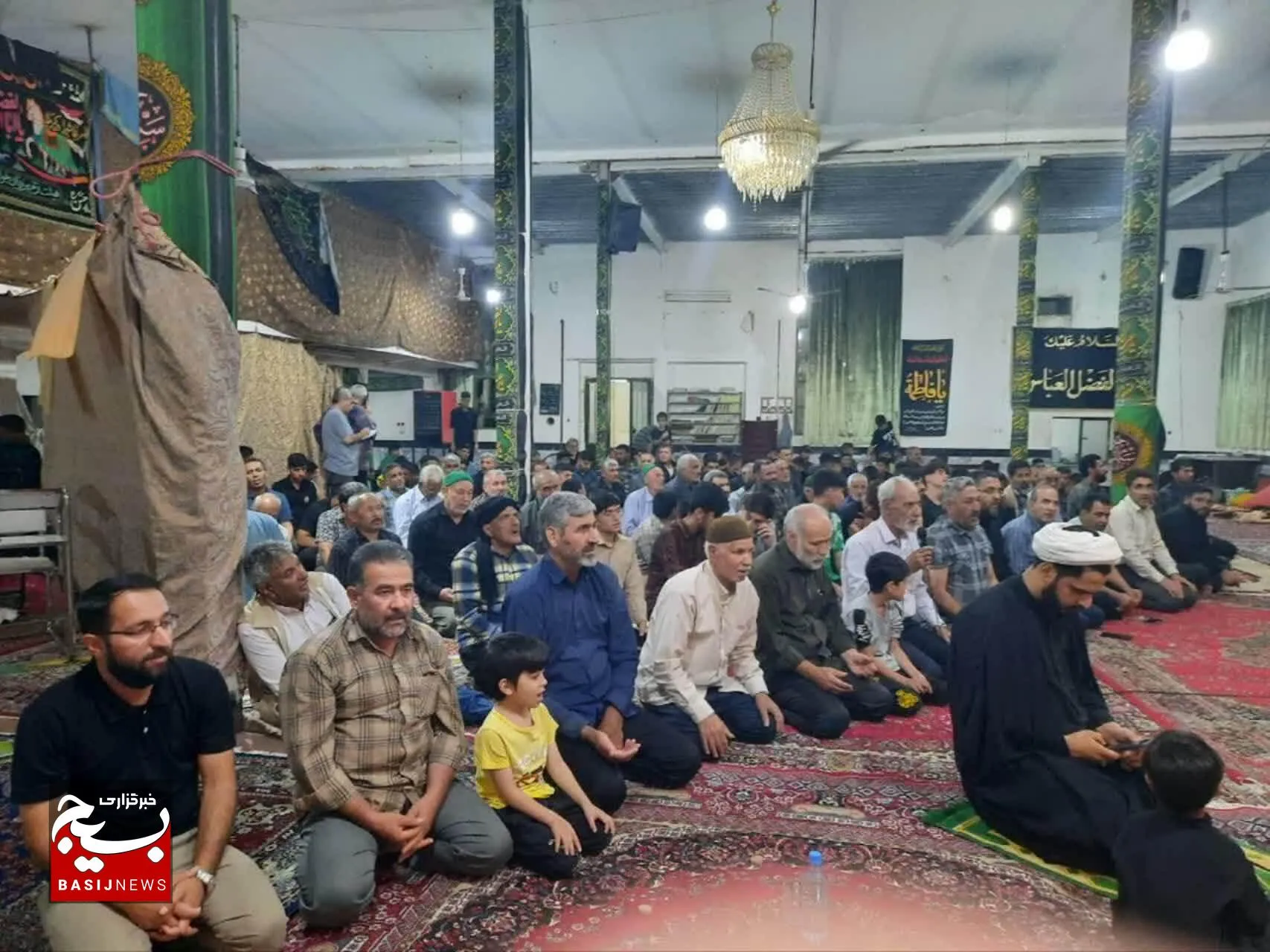 ۲۰ سال مهمان‌نوازی و خدمت خالصانه مردم روستای چاهشک شاندیز از زائران پیاده امام مهربانی ها+ فیلم+ عکس