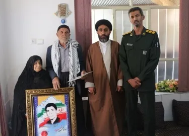دیدار با خانواده شهدای روحانی در لردگان و خانمیرزا