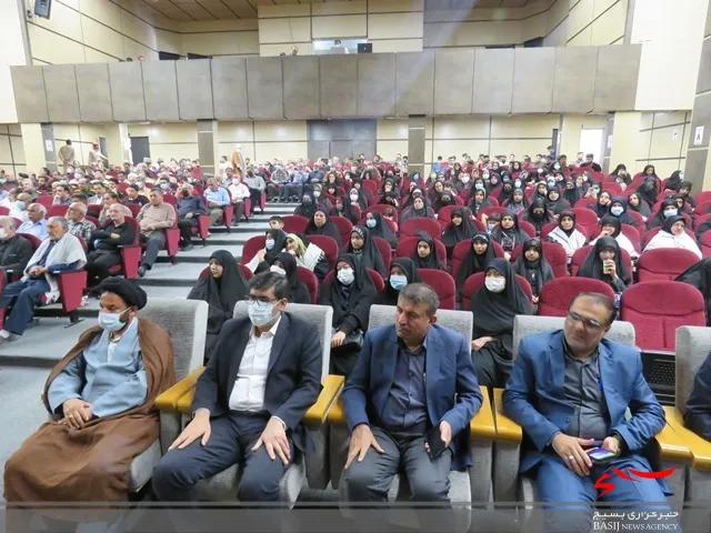 همایش پیشکسوتان و تجلیل از رزمندگان دفاع مقدس دشتستان