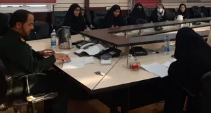 نشست فرمانده سپاه شهرستان عسلویه با فرماندهان پایگاههای بسیج خواهران