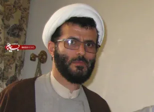 احترام و اعتماد به دشمن منطقی نیست