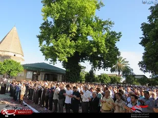 نماز باشکوه عیدفطر در امام زاده عباس ساری