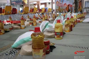 تهیه و توزیع بیش از60بسته حمایتی در قالب کمک مؤمنانه توسط رزمندگان لشکر14امام حسین(ع)