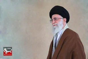 مشهد برای تدفین رهبر شهید آماده است