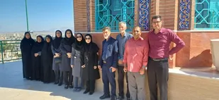 تجدید میثاق با شهیدان در آغاز هفته دفاع مقدس و روز پرچم