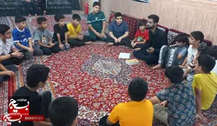 معلم بسیجی دیّری که در تابستان هم دست از آموزش برنمی&zwnj;دارد/تلاش&zwnj;های بی&zwnj;وقفه یک معلم در تابستان