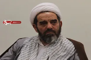 عمل مسئولین در جامعه بسیار تأثیرگذار است