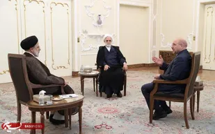 چند نکته با سران قوا درباره بحث عفاف و حجاب/ مراقب این راه انحرافی باشید