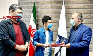 تقدیر از برگزیده فعال مسابقات دهه فجر بخش قلعه نو