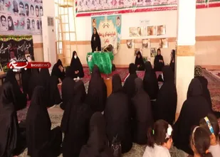 برگزاری دو مراسم یادواره شهدای زن محلات و برنامه ی دورهمی مادران وهمسران شهدا و مادران امروزی