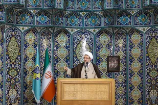 ریخت&zwnj;وپاش&zwnj;های دولتی متوقف شود