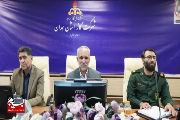 بسیجیان باید عزم و اراده‌ای جهادی در رفع موانع و مشکلات مردمی داشته باشند