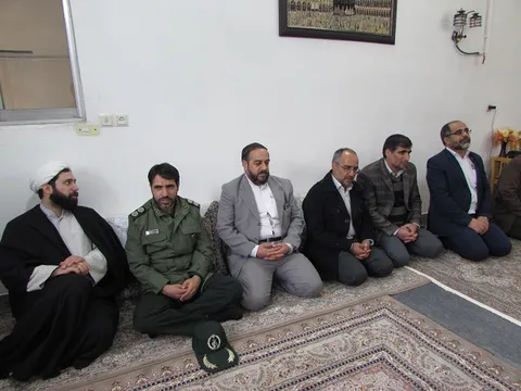 به خاک افتادند اما خاک ندادند