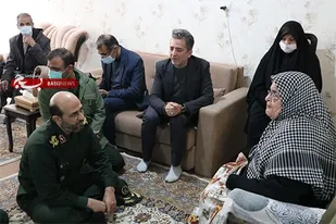 هم&zwnj;نشینی با خانواده&zwnj;های شهدا، انگیزه ما را برای خدمت دوچندان می&zwnj;کند