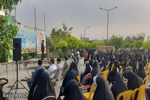 اجتماع بزرگ مدافعان حريم خانواده در نهاوند