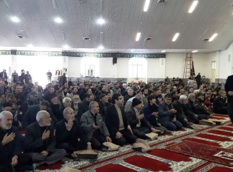 عاشورا مکتبی انسان‌ساز و الهام‌بخش برای همه جوامع بشری