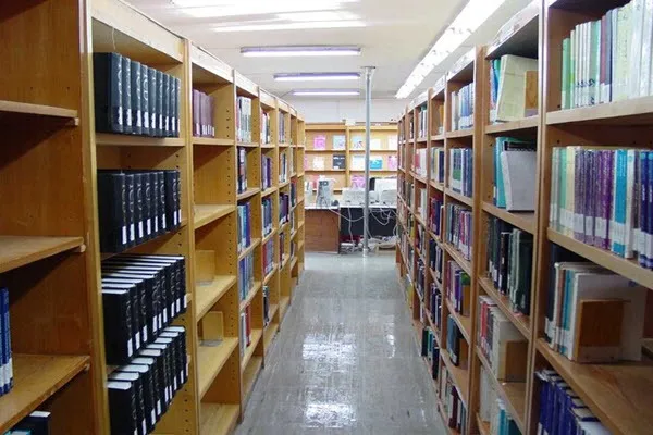 بررسی ظرفیت‌های ملایر برای احداث کتابخانه مرکزی