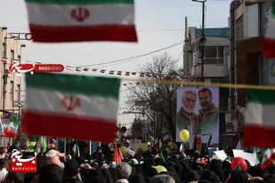 خروش مردم قم در راهپیمایی باشکوه ۲۲ بهمن