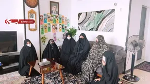 دیدار مسئول جهادی پایگاه حضرت خدیجه (س) با خانواده شهید ملک صباح