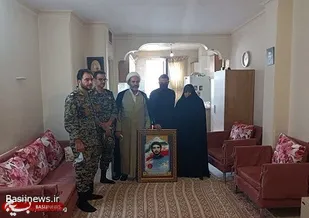 ديدار با خانواده های شهداي روحاني ناحیه مقاومت بسیج مقداد
