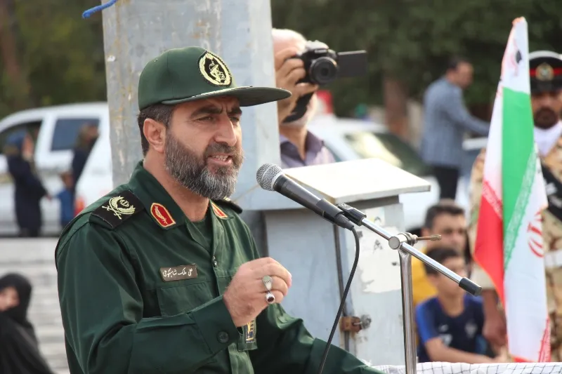 کسی که دنیا طلب شد نمی تواند از ارزشها دفاع کند/سفارش شهدا رعایت حجاب