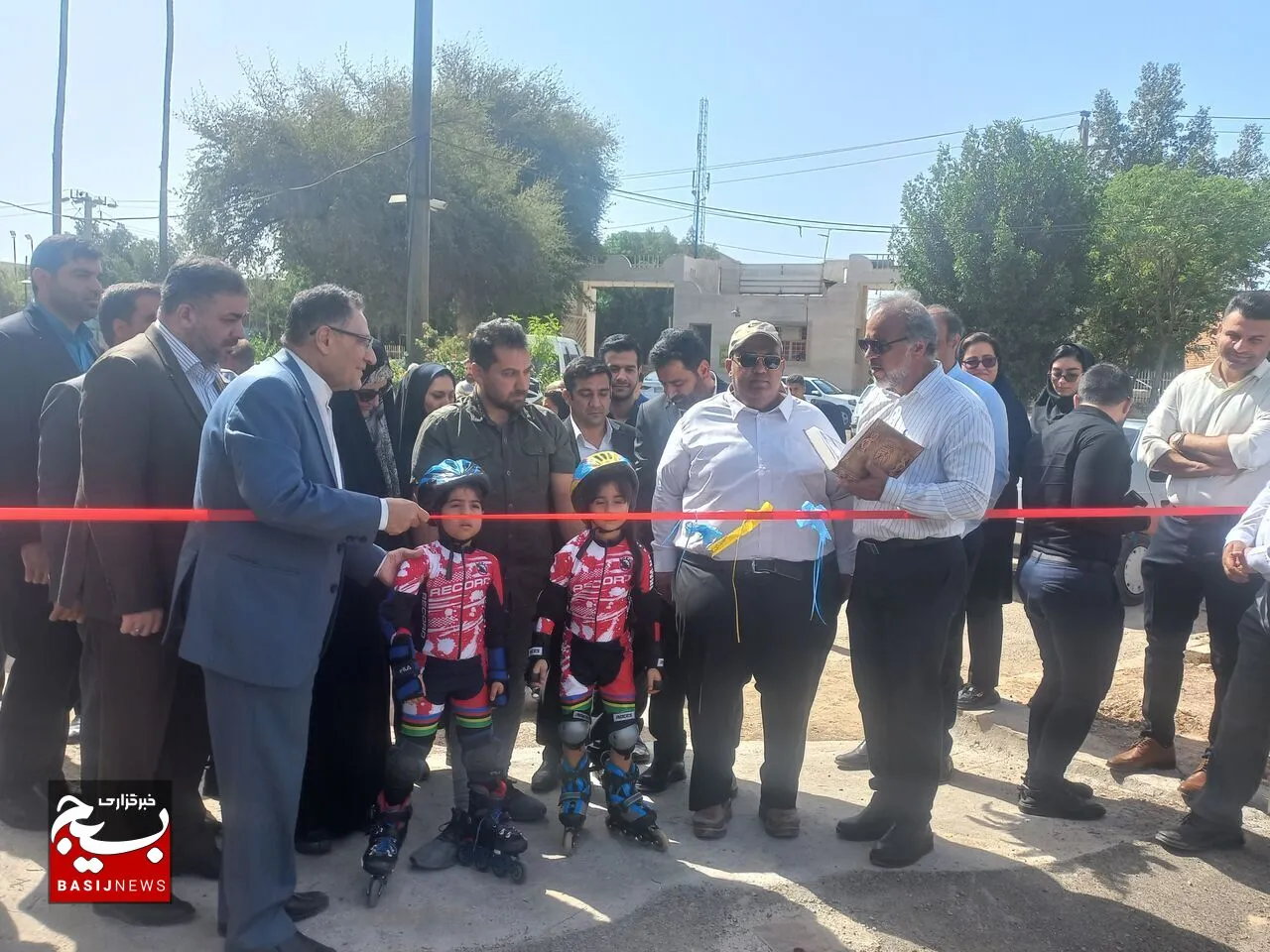 ۱۴ طرح عمرانی و ورزشی در دزفول افتتاح شد