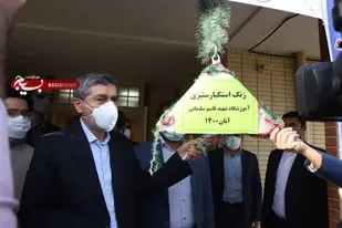 با تسخیر لانه جاسوسی، هیمنه استکبار درهم شکسته شد